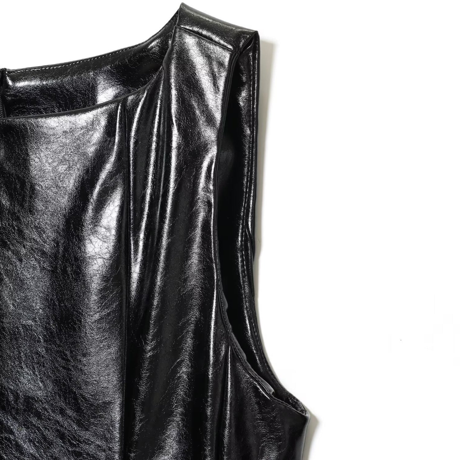 Imitation leather belt sleeveless top for women's clothing