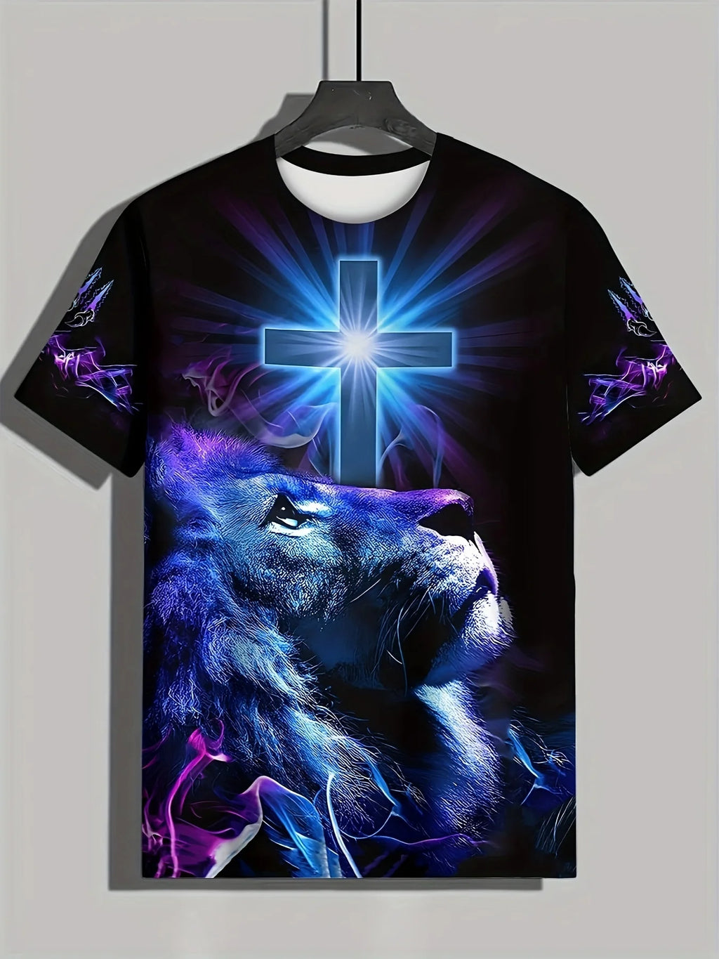 Camiseta deportiva de moda para hombre, cómoda y versátil, manga corta, cuello redondo, estampado de León y Cruz, estilo atlético, para verano